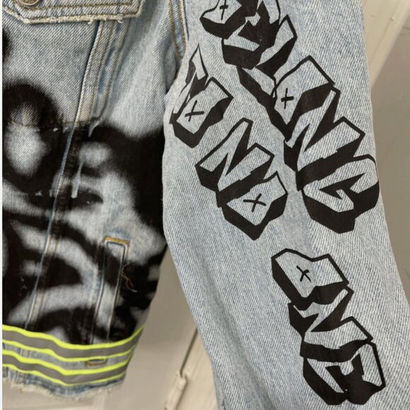 ZARA Denim Jacket NWOT MEDIUM Graffiti WOMEN - Picture 11 of 11
